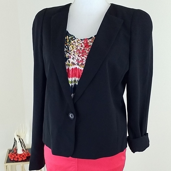 BCBG MaxAzria~Women's Size~ Black Blazer NWT - Picture 8 of 13